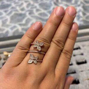 Butterfly ring